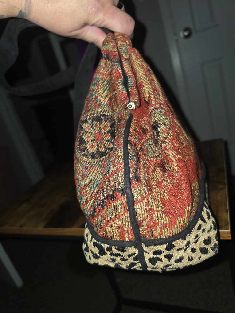 Atenti-USA Made Tapastry bag - Picture 4 of 10